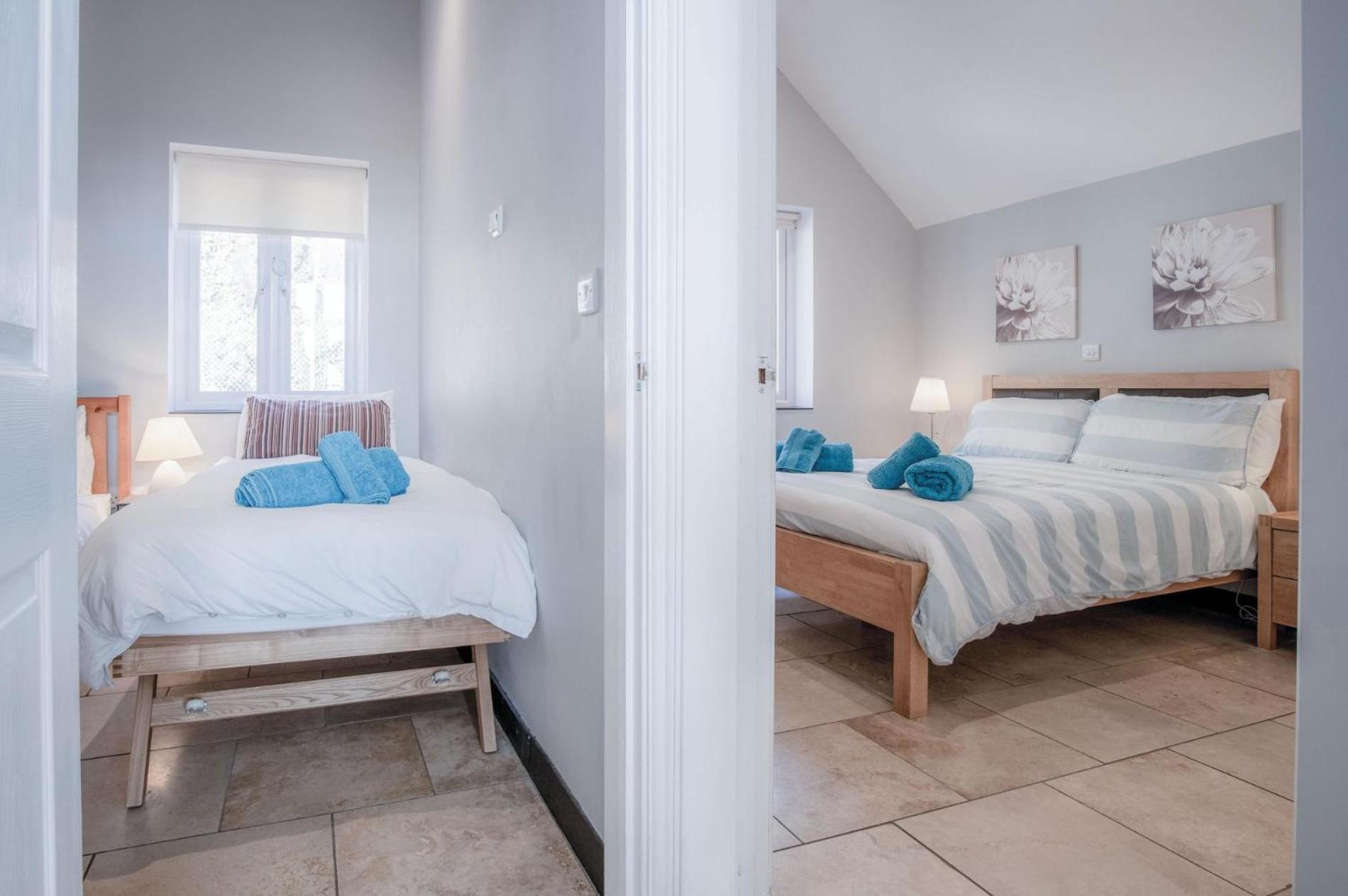 Ewyn Y Don - 2 Bedroom Apartment - Pendine Luaran gambar