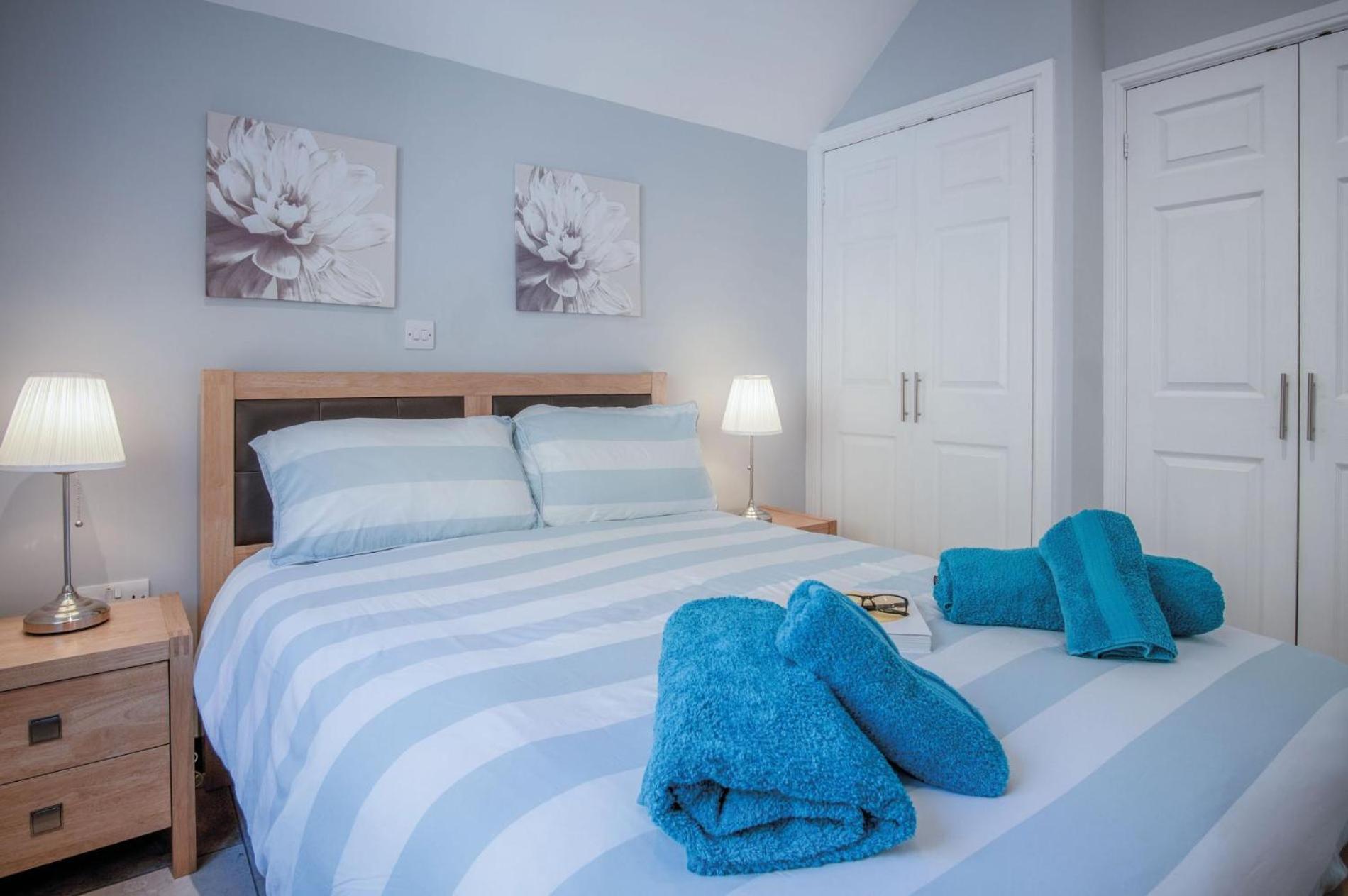 Ewyn Y Don - 2 Bedroom Apartment - Pendine Luaran gambar
