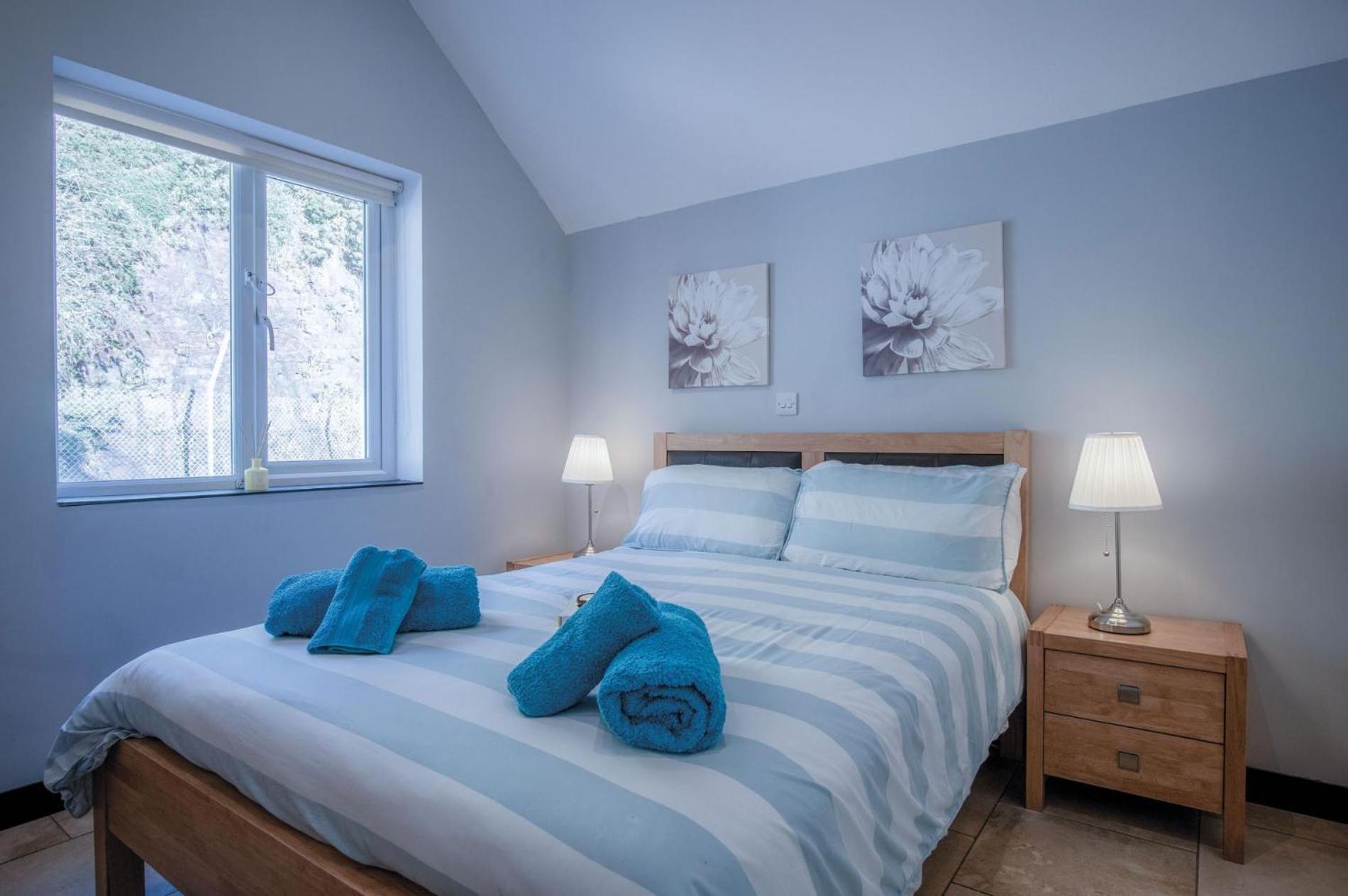 Ewyn Y Don - 2 Bedroom Apartment - Pendine Luaran gambar
