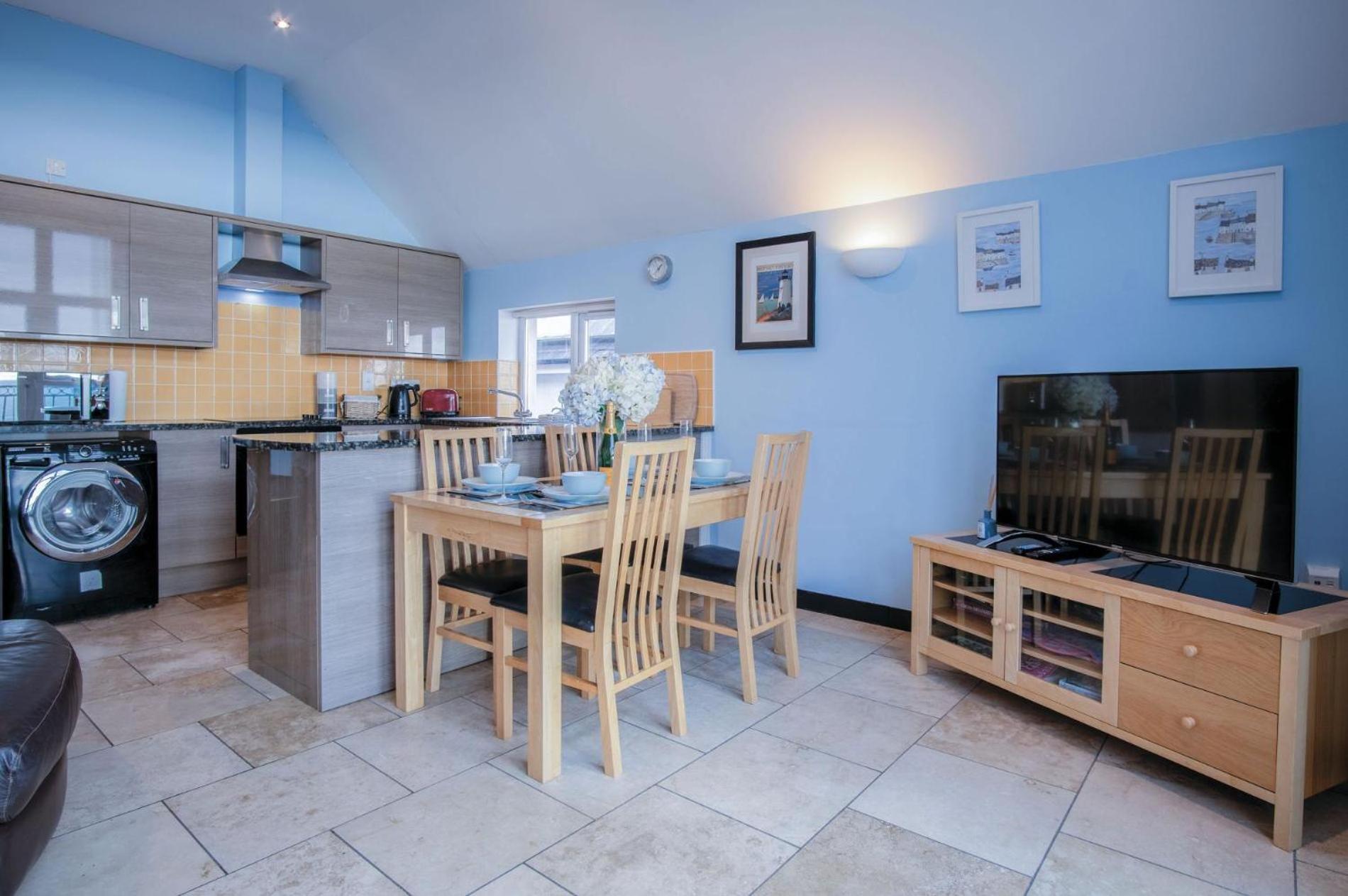 Ewyn Y Don - 2 Bedroom Apartment - Pendine Luaran gambar
