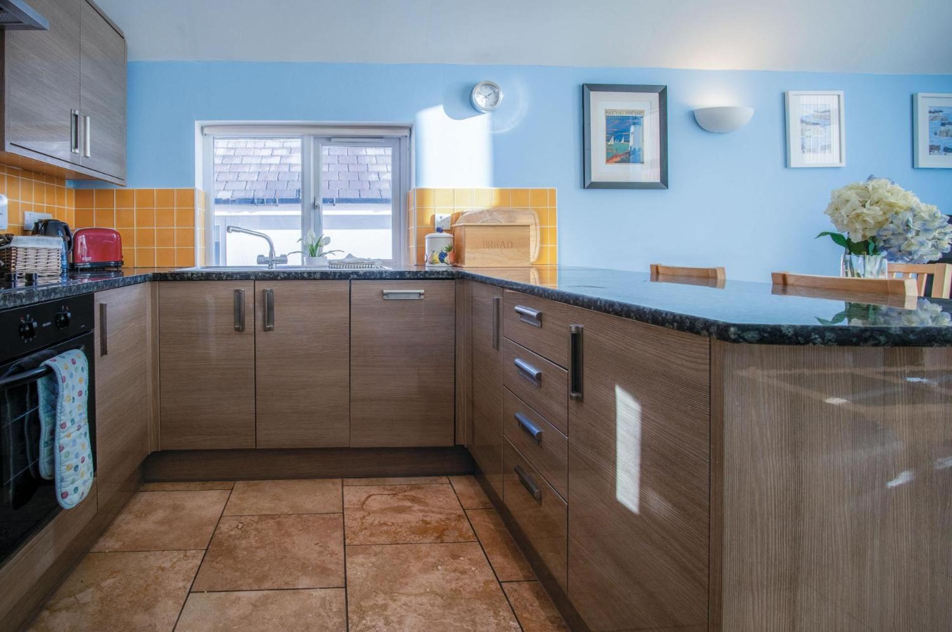 Ewyn Y Don - 2 Bedroom Apartment - Pendine Luaran gambar