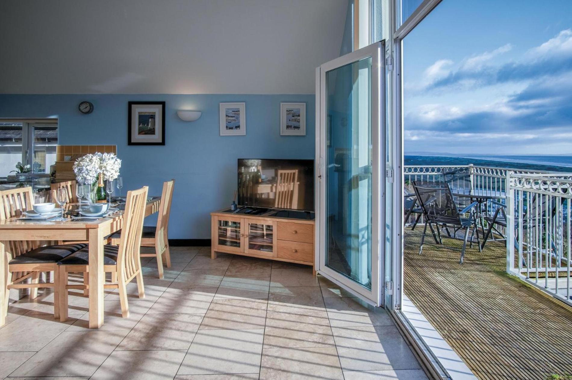 Ewyn Y Don - 2 Bedroom Apartment - Pendine Luaran gambar